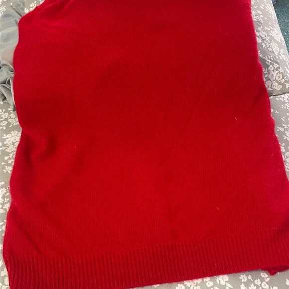 Neiman Marcus Vibrant Red Cashmere Sweater - Picture 3 of 4